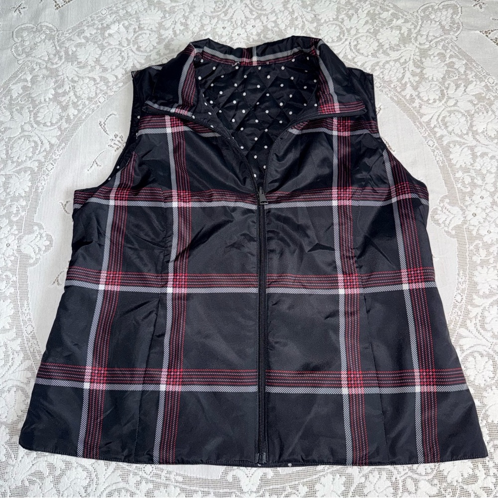 CJ Banks Women’s‎ Black and Red Plaid Reversible Polka dot Vest Size M/L